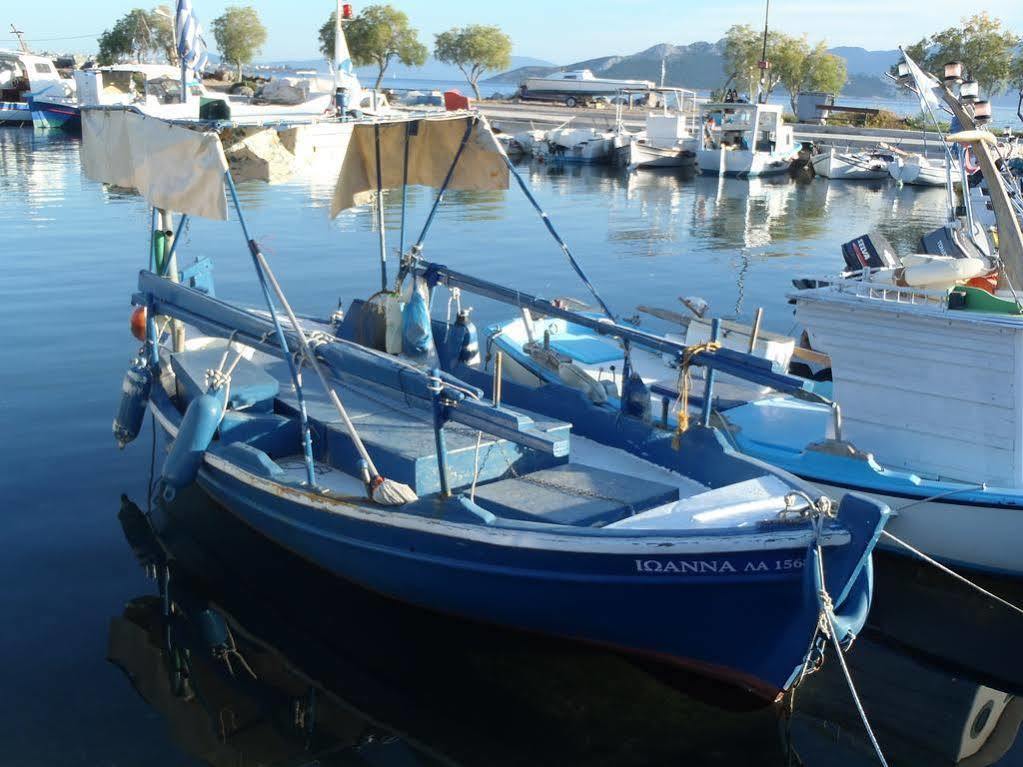 Stefanie Studios Aegina Esterno foto